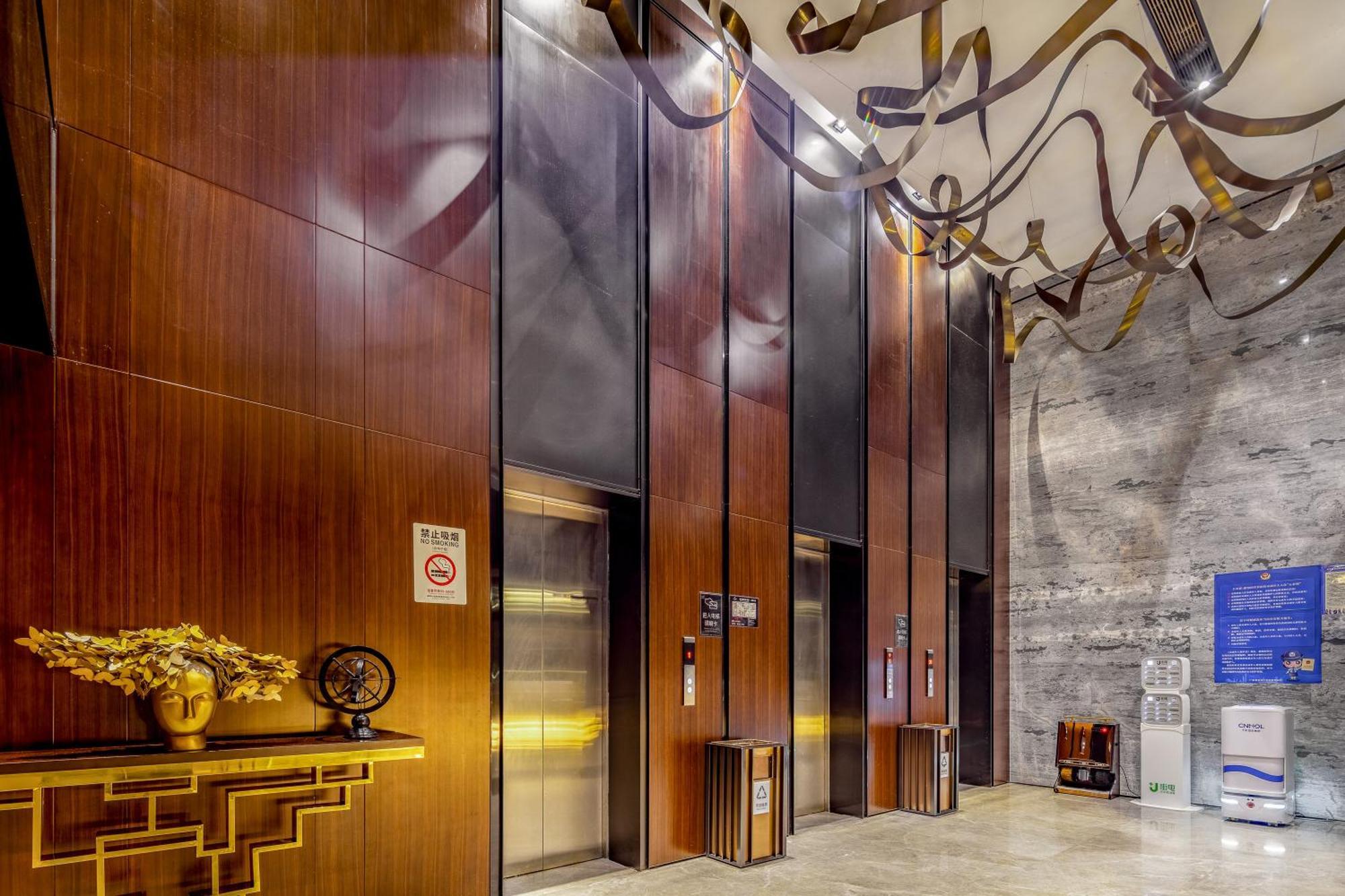 Zhonghao International Hotel Шънджън Екстериор снимка