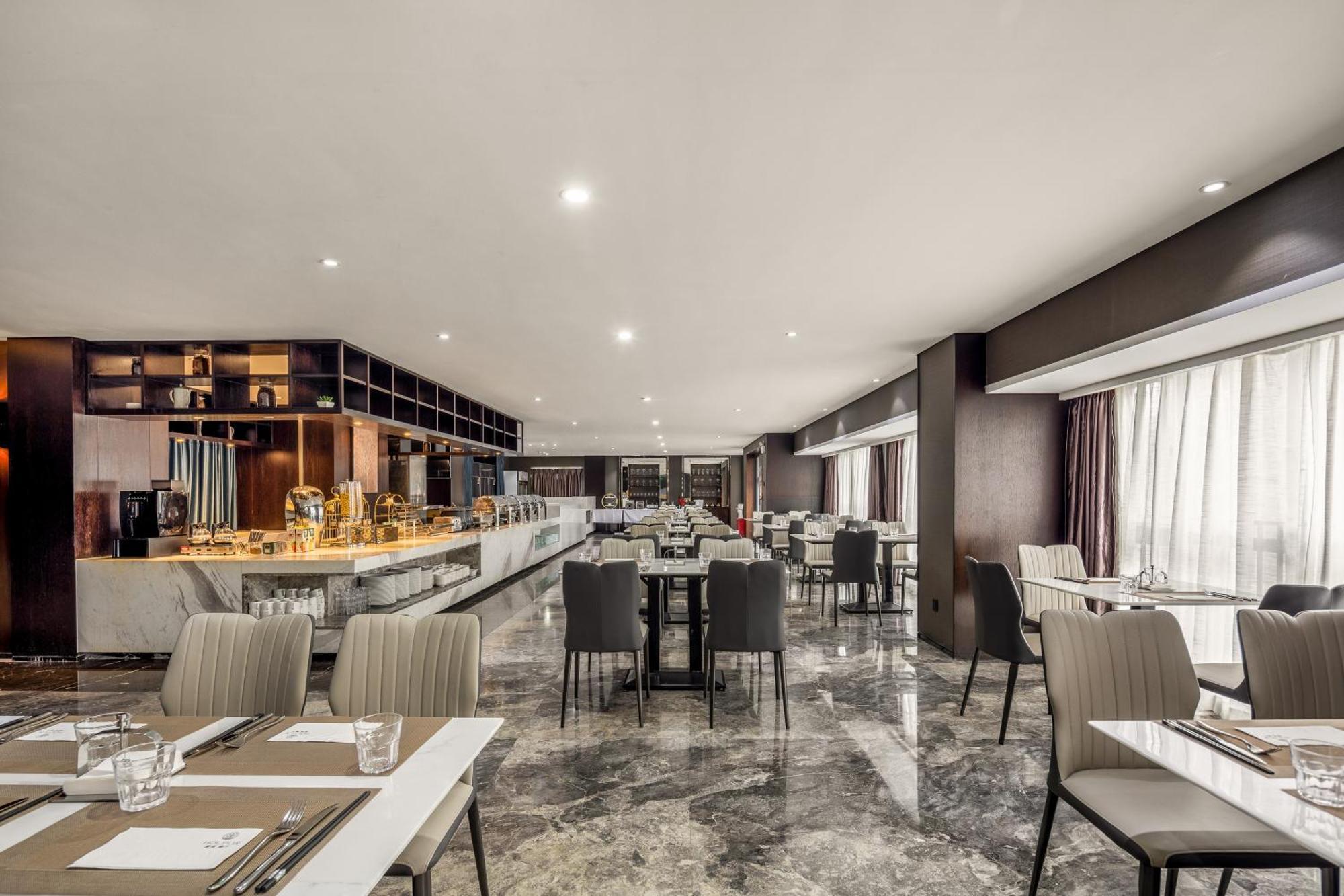 Zhonghao International Hotel Шънджън Екстериор снимка